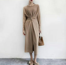 Load image into Gallery viewer, Classic long sleeves dress
